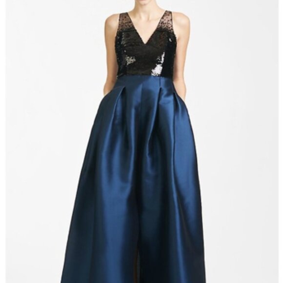 Sachin + Babi Dresses & Skirts - Sachin + Babi Erica Gown - Light Midnight Blue Size 4